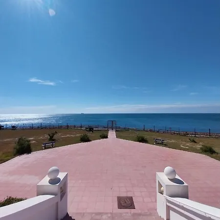 Cap Corniche Avec Espace Nuit Sete